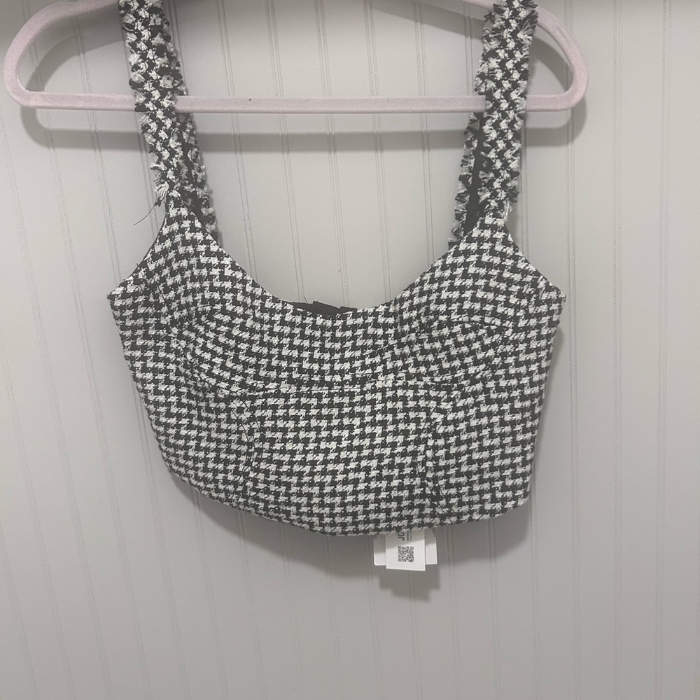 Zara Black and White Patterned Tank Top - Picture 2 of 3